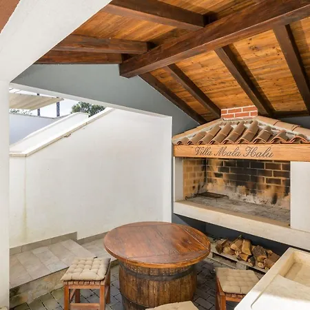 Mala Halu Villa Katun Gracanski