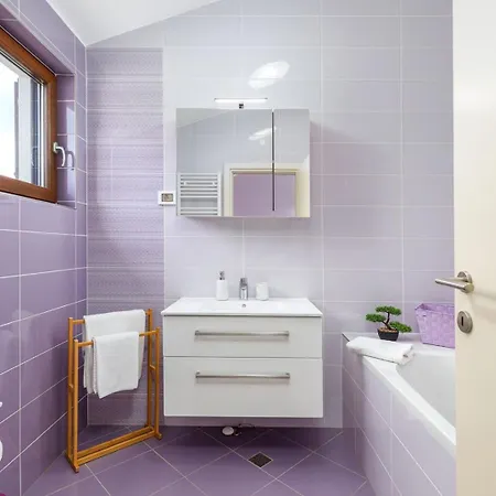 Villa Mala Halu Katun Gracanski