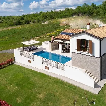 Mala Halu Hébergement de vacances Katun Gracanski